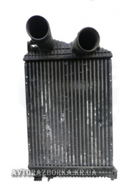 Радиатор интеркулера Mercedes-Benz